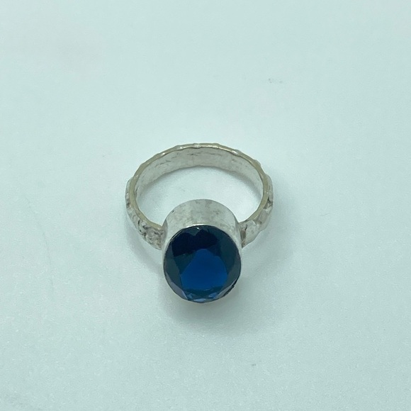 VTG Sterling & Facet Cut Oval Dark Blue Glass Stone Diamond Pattern Band Sz 6.75 - Picture 5 of 10